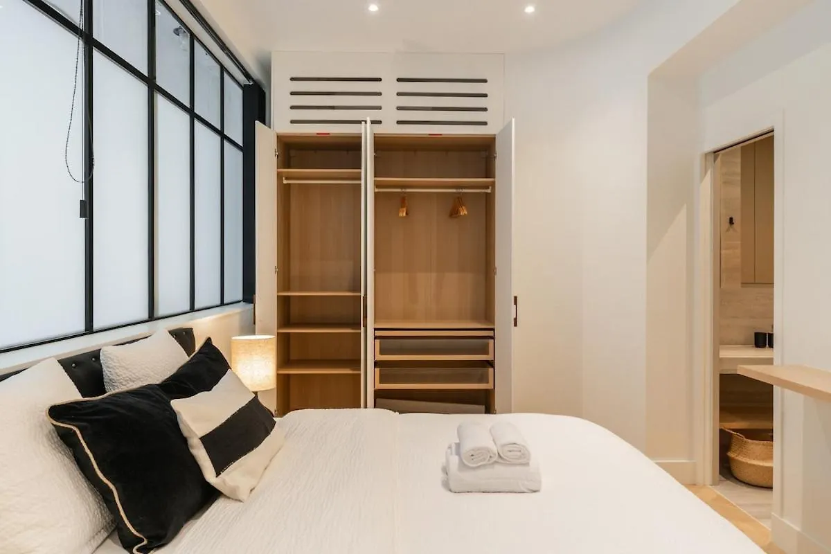 Luxury Apartment Of 140 Sqm Paryż 0*,