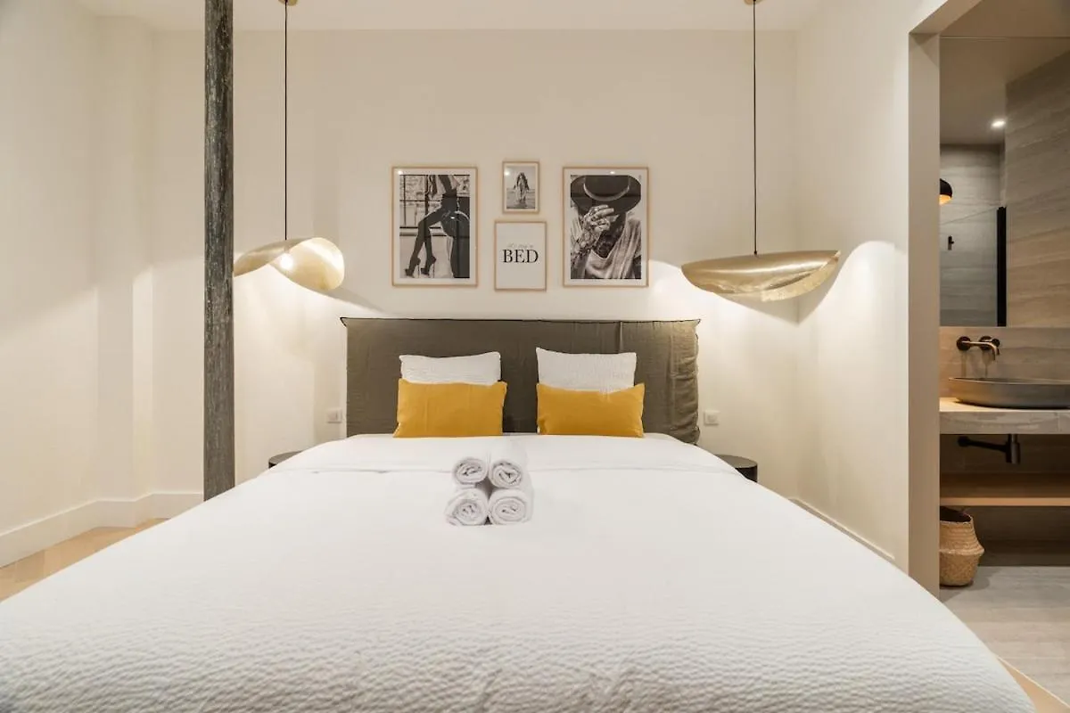 Luxury Apartment Of 140 Sqm Paryż Francja