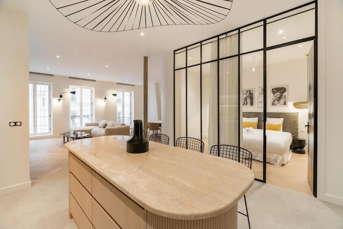 Luxury Apartment Of 140 Sqm Párizs